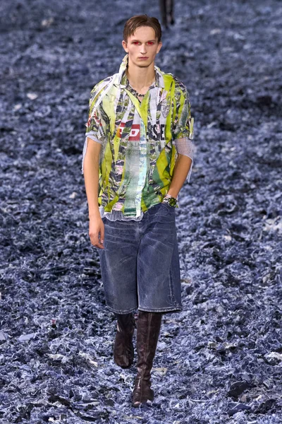 Look 38